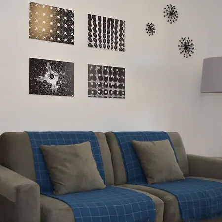 Le Petit Cellier * Coulommes-la-Montagne